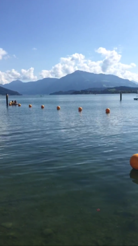 A walk to the cafe by the stunning Lake Zug